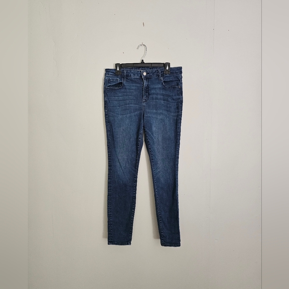 Old Navy Rock Star Skinny Jeans - Picture 2 of 8